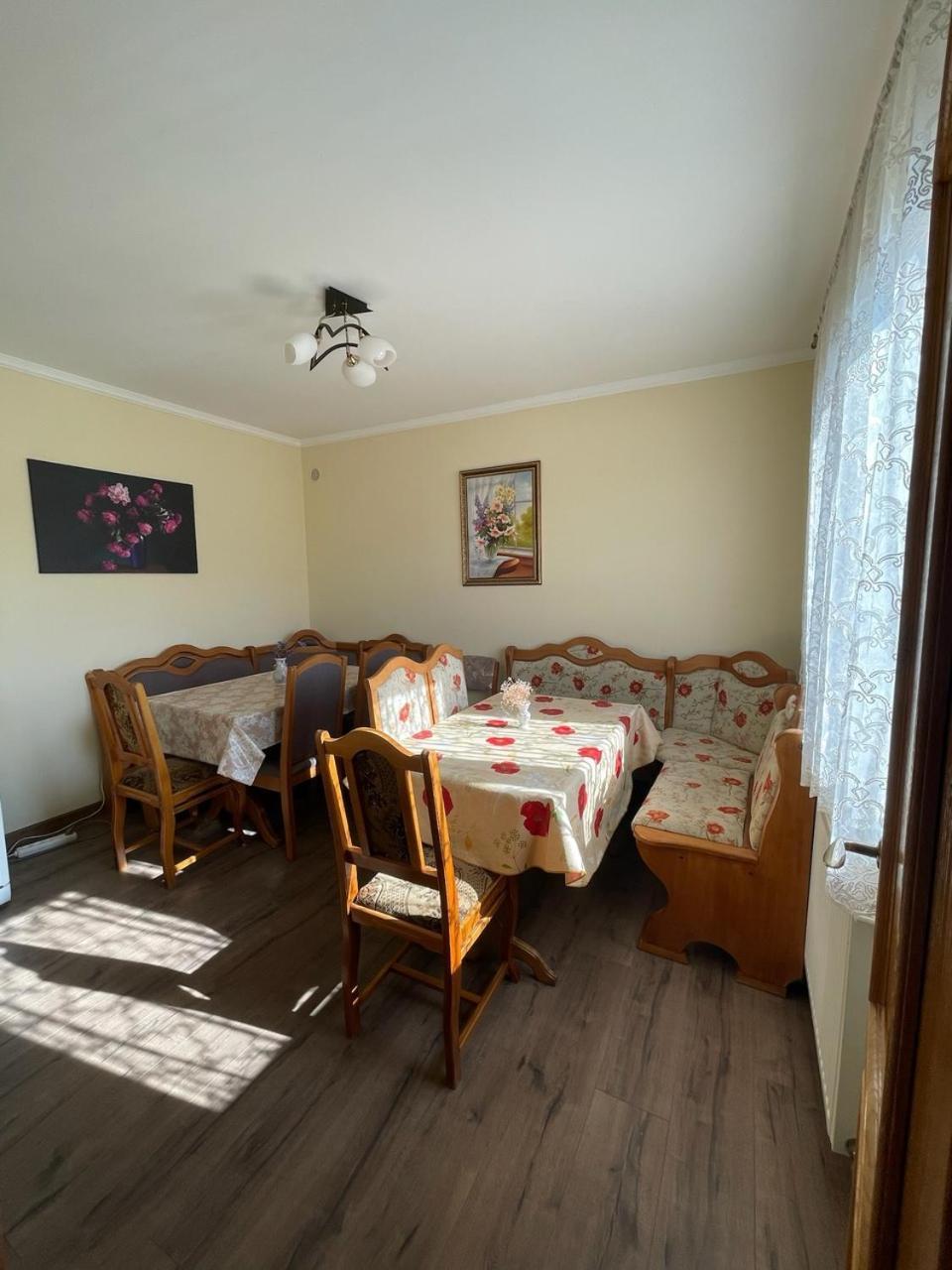 Квітковий Двір Golubinoye Luaran gambar